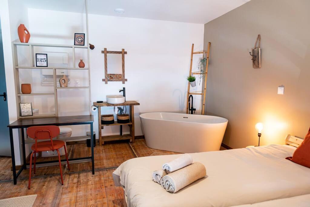 Le Loft : Avec A Holiday home Marle-et-Behaine